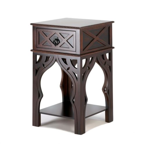 MOROCCAN-STYLE SIDE TABLE