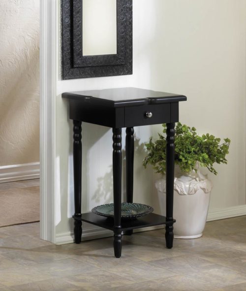 HAMPTON BLACK WOOD TABLE